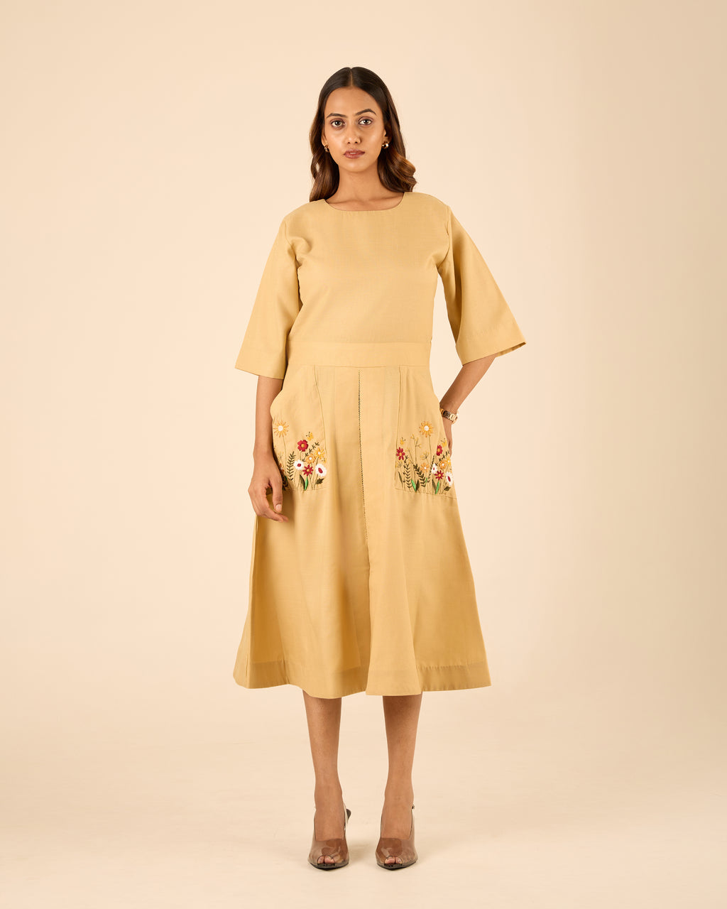 Laibaag- Fit & Flare Midi Dress