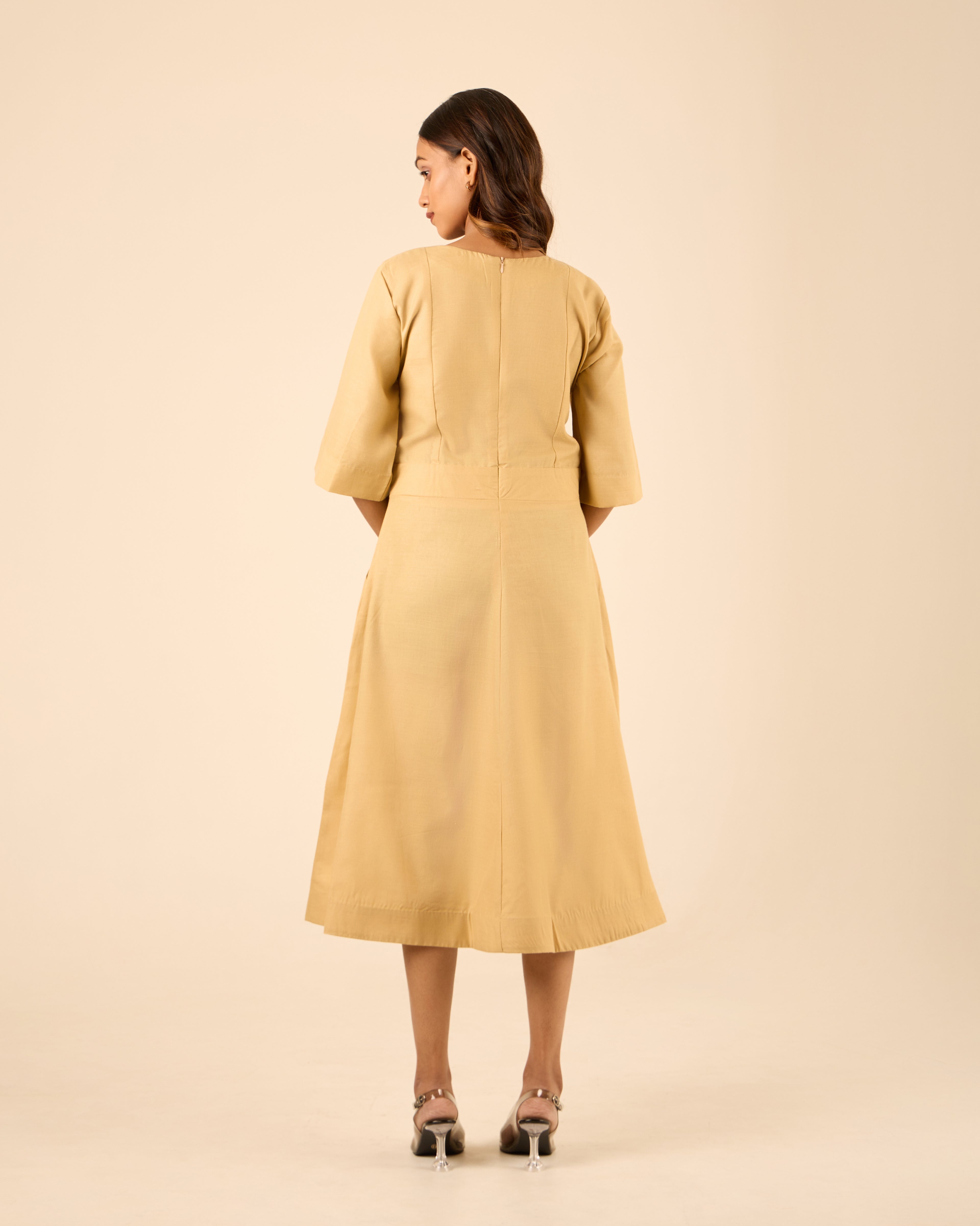 Laibaag- Fit & Flare Midi Dress