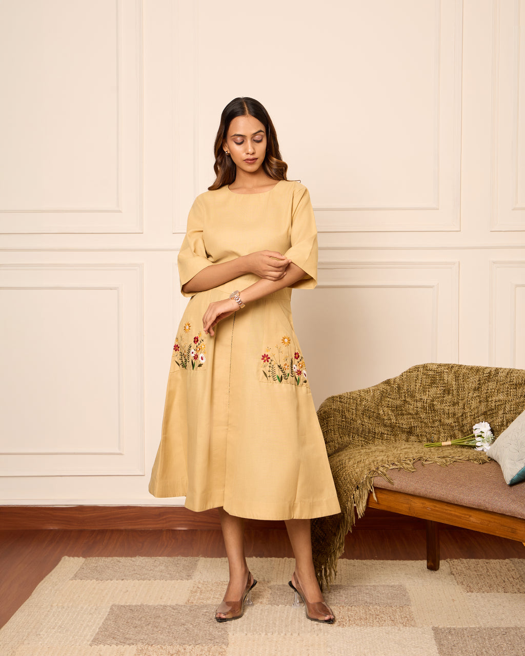 Laibaag- Fit & Flare Midi Dress