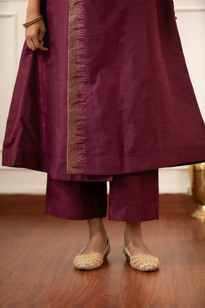Taabir- A-line Angrakha Wrap Kurta Set