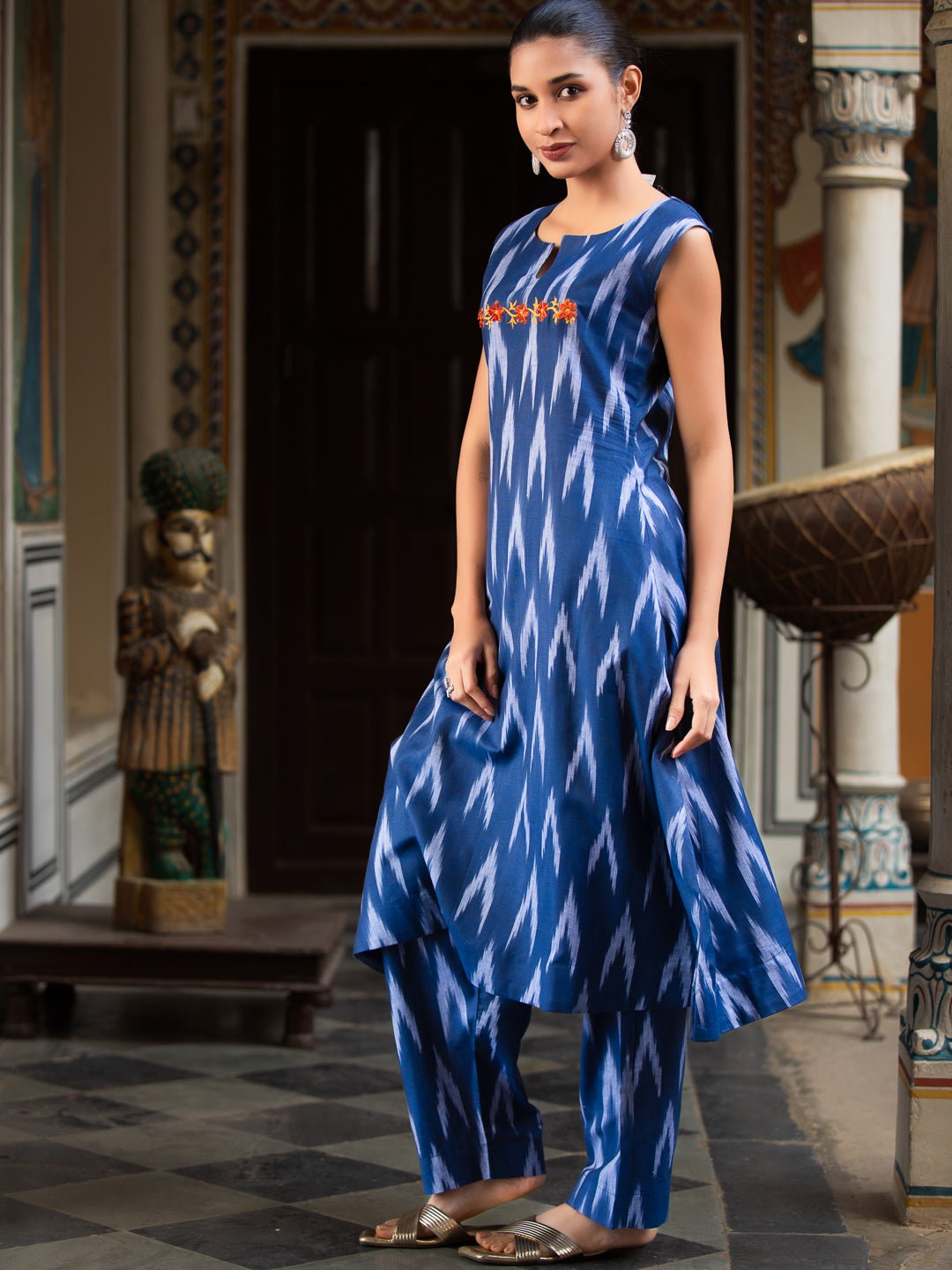 Ikkat Print Sleeveless Round-Neck Embroidered Kurta with Side Pockets & Palazzo Set