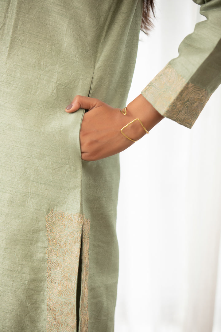 Leher- Angrakha Kurta Set with Lapel Collar
