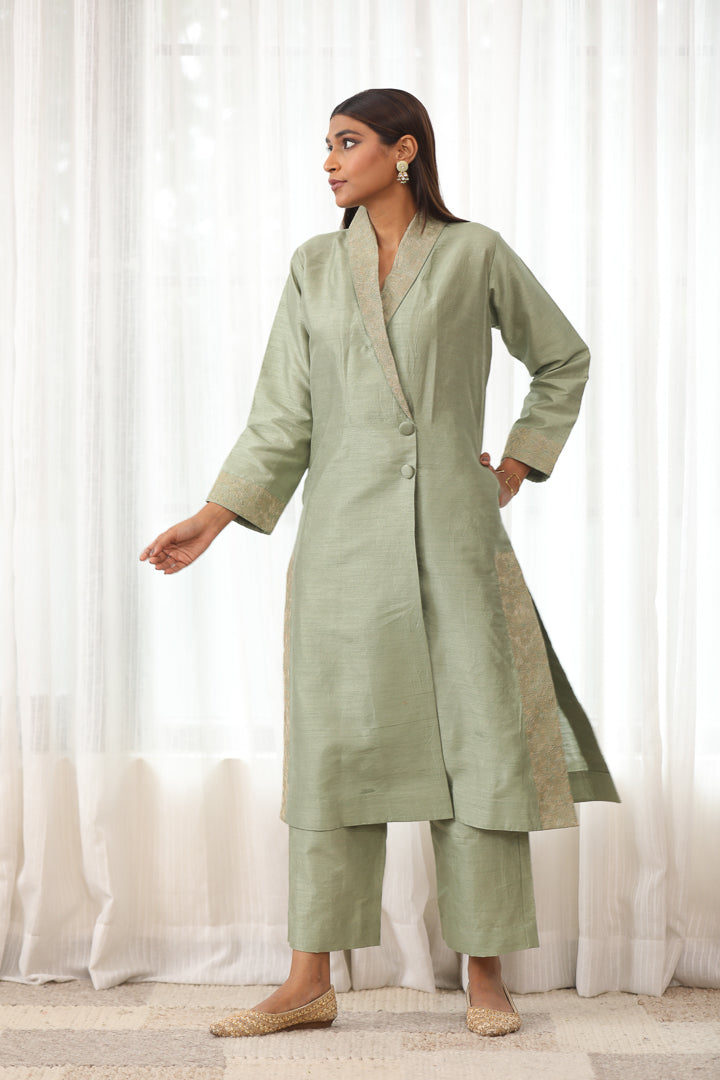 Leher- Angrakha Kurta Set with Lapel Collar