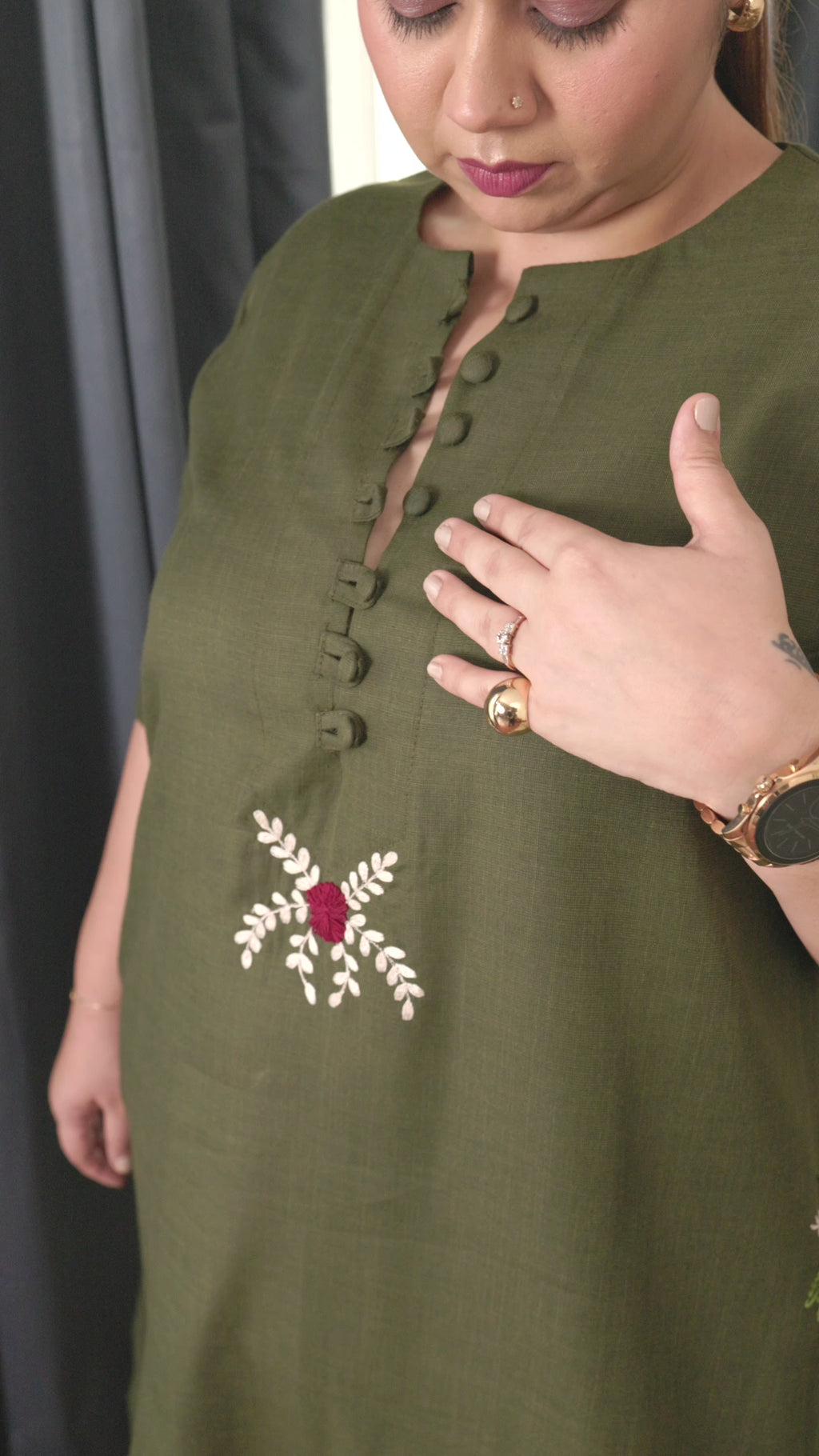 Gulbaani- Oversized A-line Embroidered Midi Dress